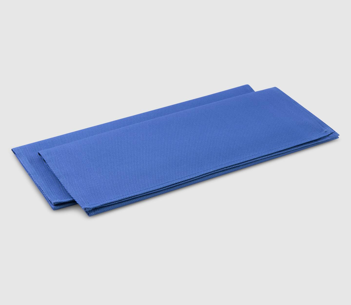 Absorbent Surgical Towels are traditional all-cotton, absorbent surgical towels available in 3 vat-dyed colors. These stacked OR towels are shown in Ceil Blue.